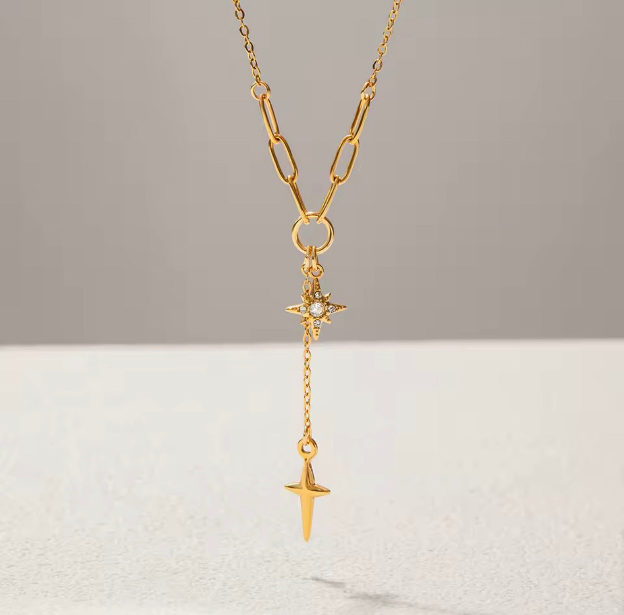 Stella Necklace